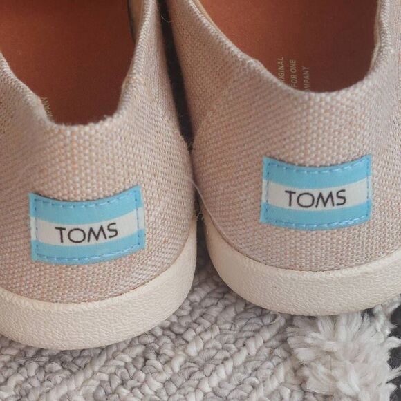 TOMS Verona Slip-On Sneakers | Natural Canvas | Size 8 | Metallic Shimmer - Picture 5 of 7